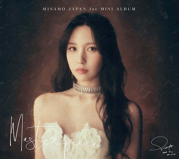 MISAMO JAPAN 1st MINI ALBUM Masterpiece