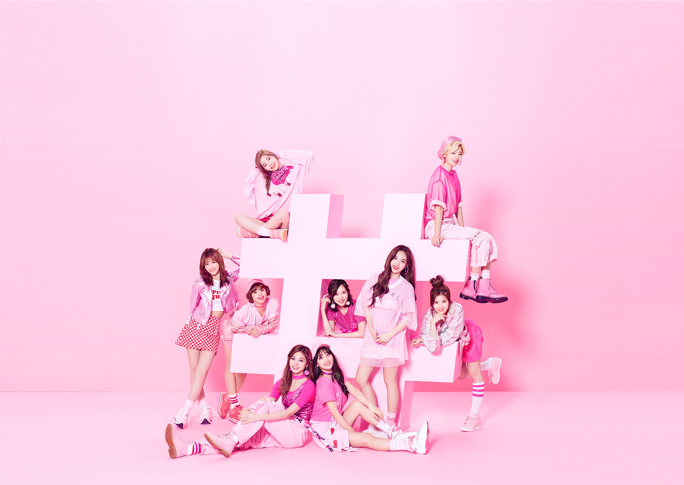 6/28発売「＃TWICE」購入者特典  ハイタッチ会実施！